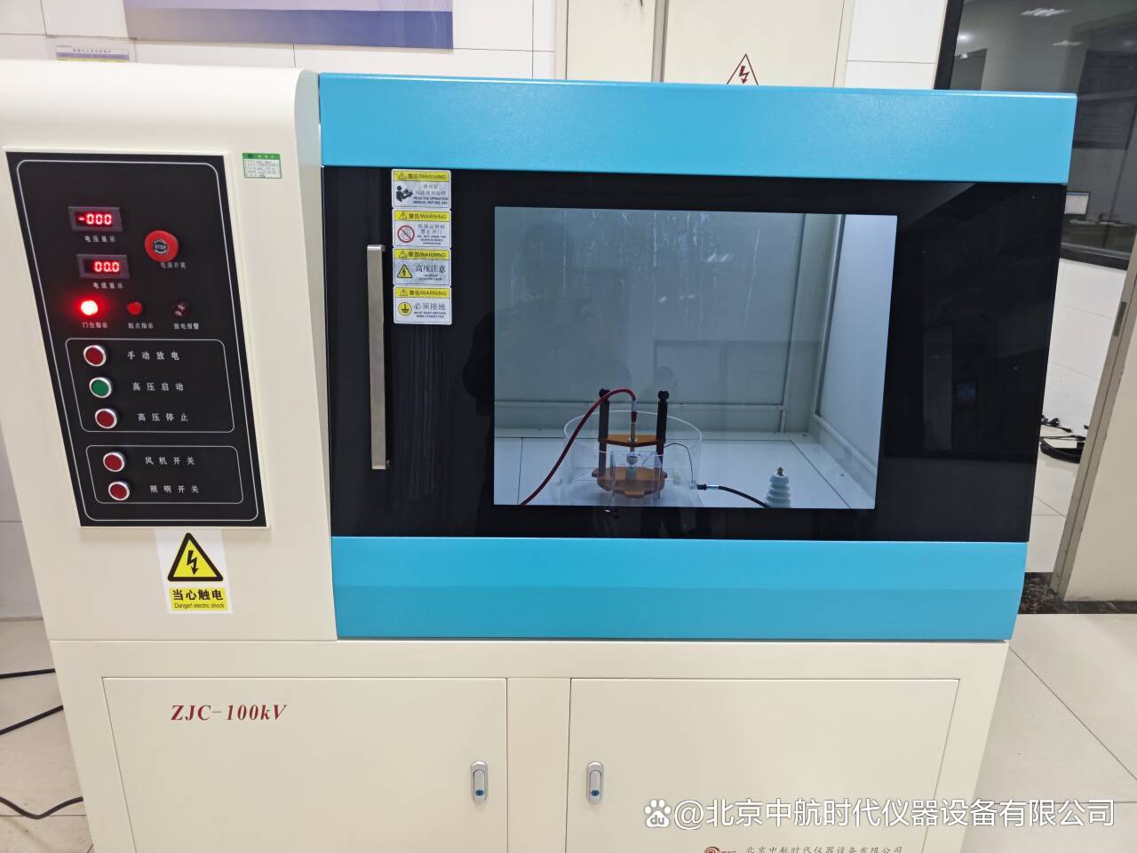 絕緣材料電壓擊穿試驗(yàn)儀 守護(hù)電氣安全的關(guān)鍵設(shè)備