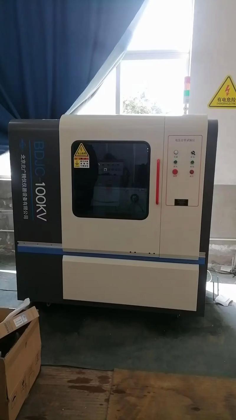 電壓擊穿試驗(yàn)儀與介質(zhì)測試工具全解析 安全高效的電氣材料檢測方案